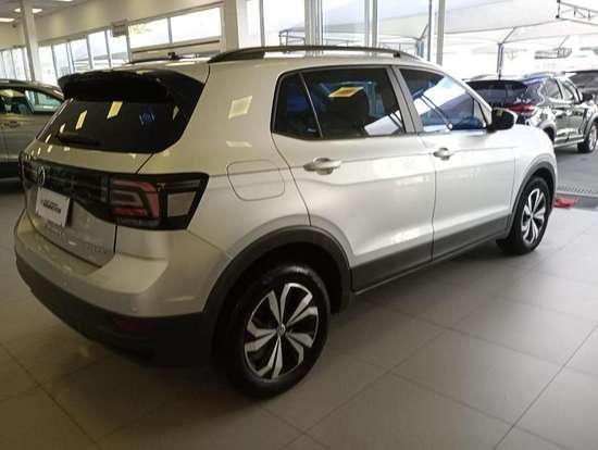 VOLKSWAGEN-T-CROSS-2022