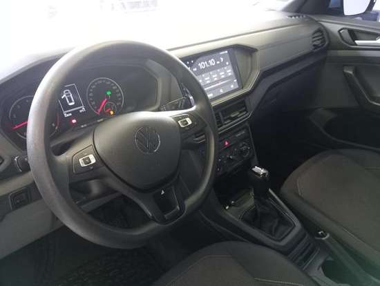 VOLKSWAGEN-T-CROSS-2022