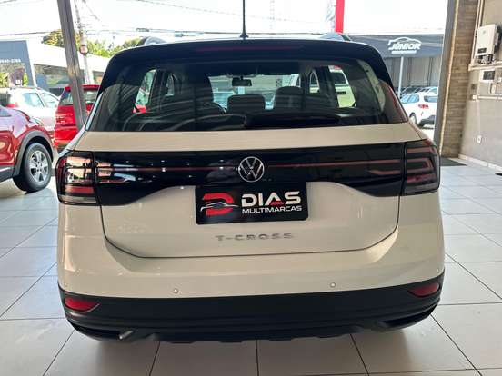 VOLKSWAGEN-T-CROSS-2022