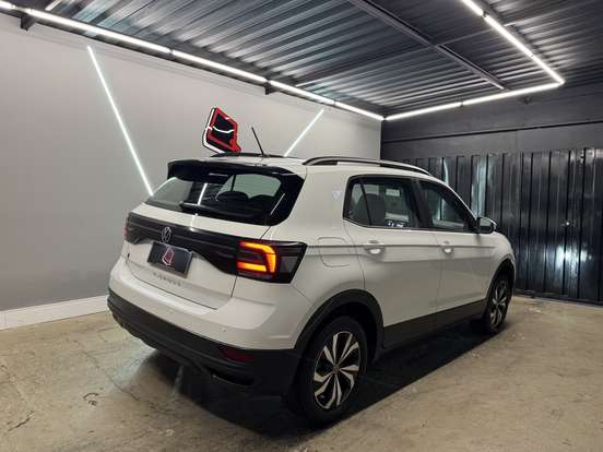 VOLKSWAGEN-T-CROSS-1.0 200 TSI TOTAL FLEX SENSE AUTOMÁTICO VOLKSWAGEN-T-CROSS-2021