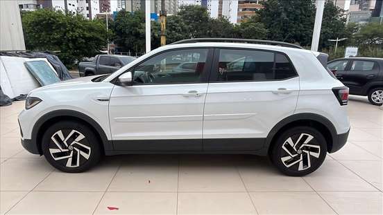 VOLKSWAGEN-T-CROSS-2024
