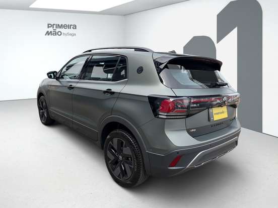VOLKSWAGEN-T-CROSS-2025