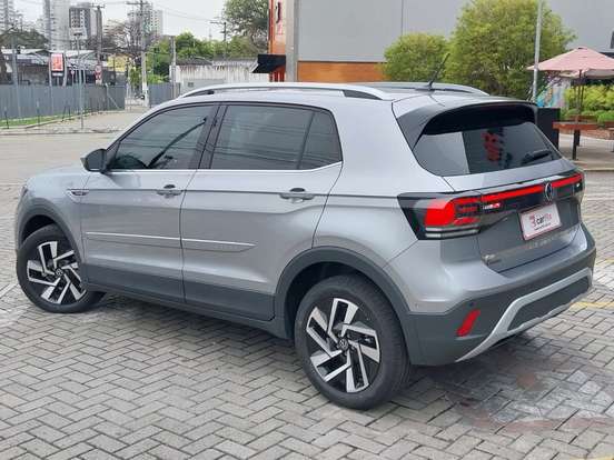 VOLKSWAGEN-T-CROSS-2026