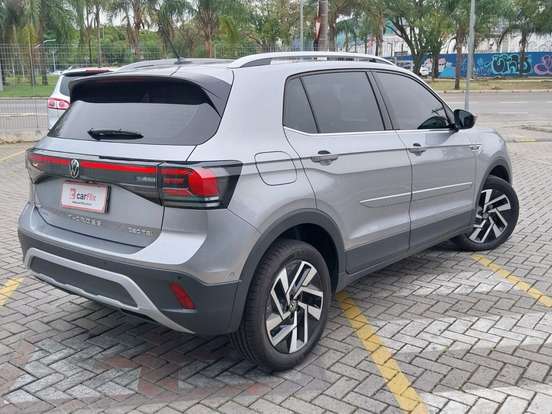 VOLKSWAGEN-T-CROSS-2026