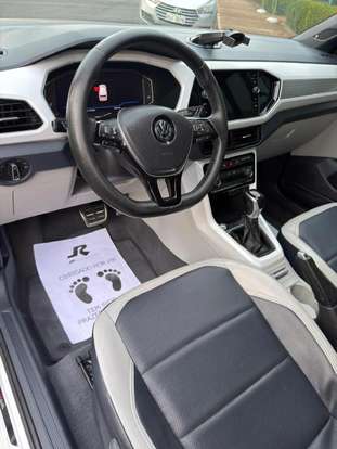 VOLKSWAGEN-T-CROSS-2020