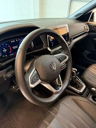 VOLKSWAGEN-T-CROSS-2024