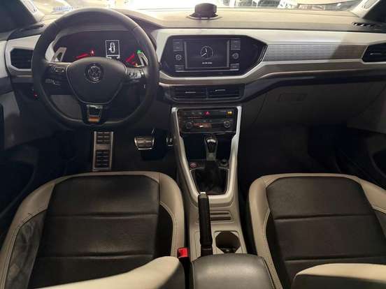 VOLKSWAGEN-T-CROSS-1.4 250 TSI TOTAL FLEX HIGHLINE AUTOMÁTICO VOLKSWAGEN-T-CROSS-2019