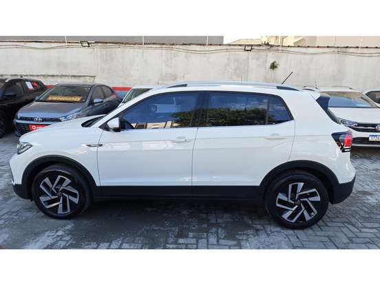 VOLKSWAGEN-T-CROSS-2025