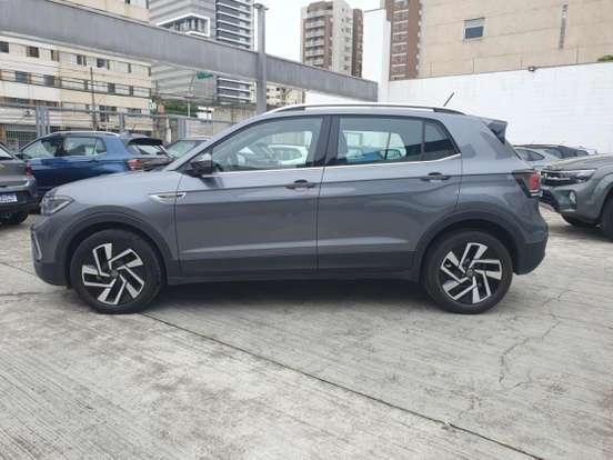 VOLKSWAGEN-T-CROSS-2024