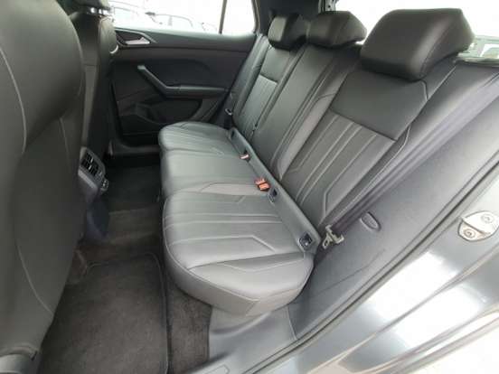 VOLKSWAGEN-T-CROSS-2024