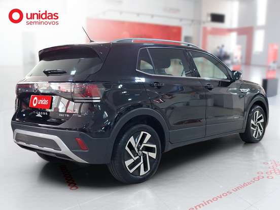 VOLKSWAGEN-T-CROSS-2025