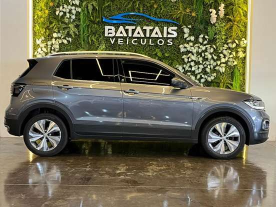 VOLKSWAGEN-T-CROSS-2019