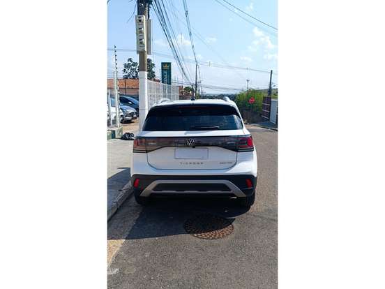 VOLKSWAGEN-T-CROSS-2025