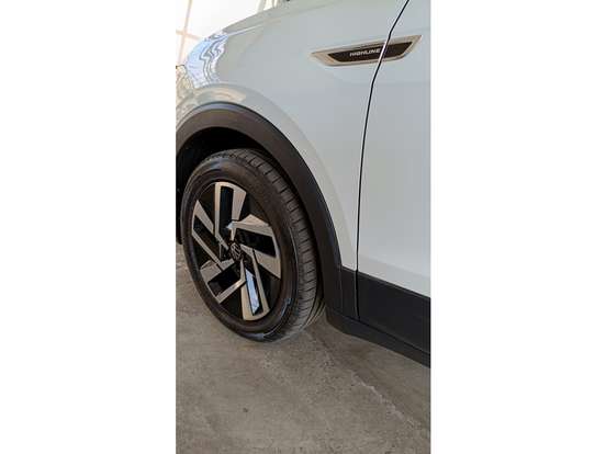 VOLKSWAGEN-T-CROSS-1.4 250 TSI TOTAL FLEX HIGHLINE AUTOMÁTICO VOLKSWAGEN-T-CROSS-2025