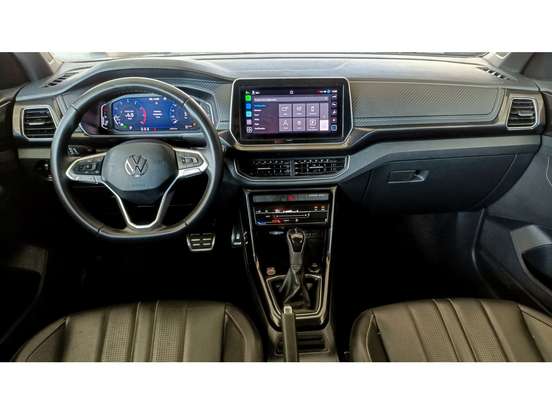 VOLKSWAGEN-T-CROSS-2025