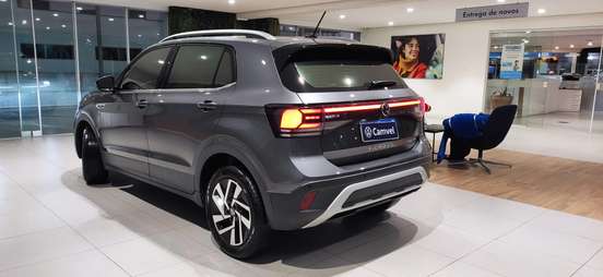 VOLKSWAGEN-T-CROSS-1.4 250 TSI TOTAL FLEX HIGHLINE AUTOMÁTICO VOLKSWAGEN-T-CROSS-2025