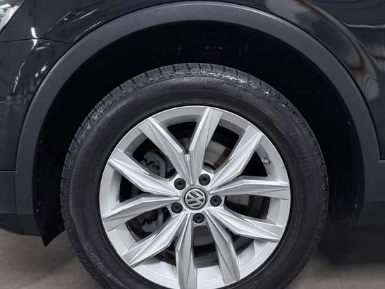 VOLKSWAGEN-TIGUAN-1.4 250 TSI TOTAL FLEX ALLSPACE COMFORTLINE TIPTRONIC VOLKSWAGEN-TIGUAN-2018