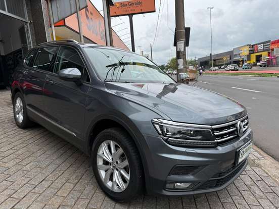 VOLKSWAGEN-TIGUAN-2019