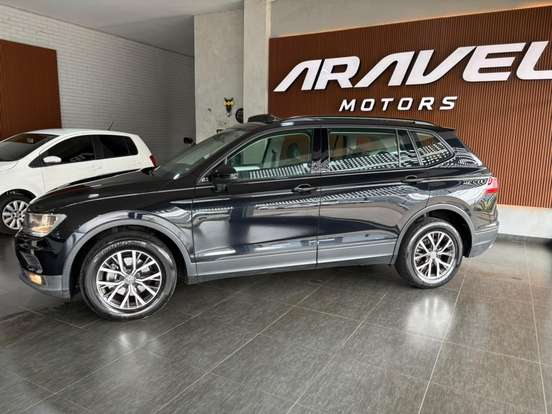 VOLKSWAGEN-TIGUAN-2018