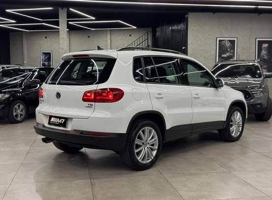 VOLKSWAGEN-TIGUAN-2017
