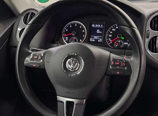 VOLKSWAGEN-TIGUAN-2017