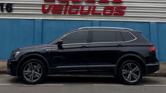 VOLKSWAGEN-TIGUAN-2019