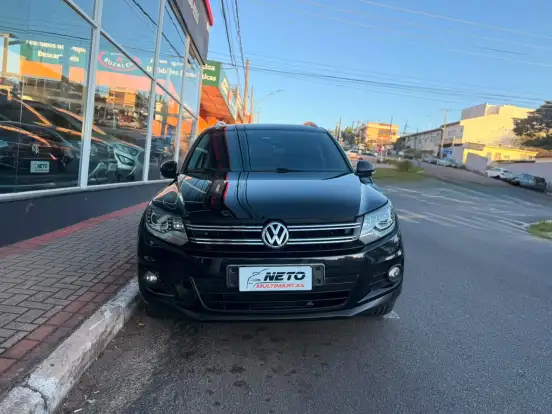VOLKSWAGEN-TIGUAN-2012