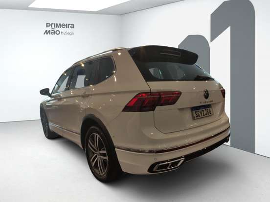 VOLKSWAGEN-TIGUAN-2.0 300 TSI GASOLINA ALLSPACE R-LINE AUTOMÁTICO VOLKSWAGEN-TIGUAN-2023
