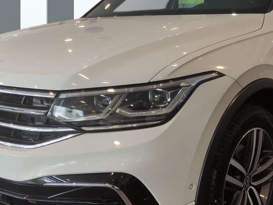 VOLKSWAGEN-TIGUAN-2.0 300 TSI GASOLINA ALLSPACE R-LINE AUTOMÁTICO VOLKSWAGEN-TIGUAN-2023