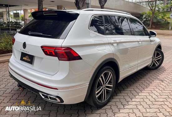 VOLKSWAGEN-TIGUAN-2.0 300 TSI GASOLINA ALLSPACE R-LINE AUTOMÁTICO VOLKSWAGEN-TIGUAN-2024