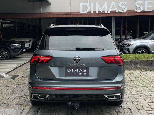 VOLKSWAGEN-TIGUAN-2.0 300 TSI GASOLINA ALLSPACE R-LINE AUTOMÁTICO VOLKSWAGEN-TIGUAN-2023