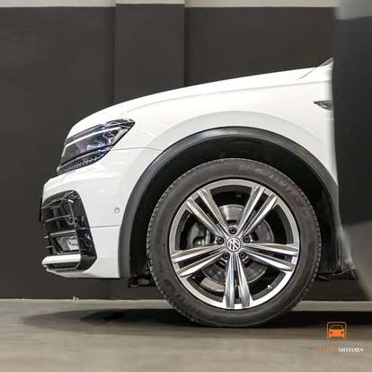 VOLKSWAGEN-TIGUAN-2017