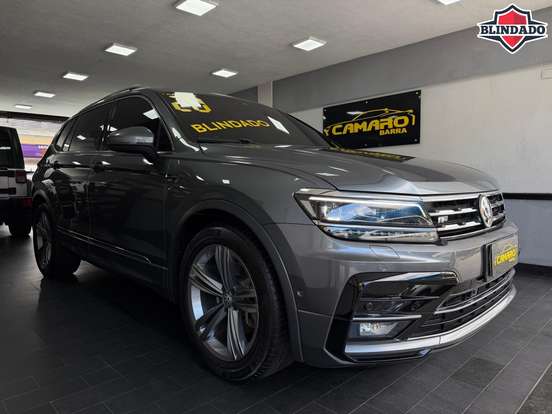 VOLKSWAGEN-TIGUAN-2019
