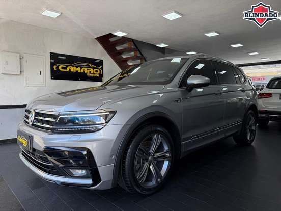 VOLKSWAGEN-TIGUAN-2021