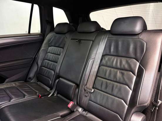 VOLKSWAGEN-TIGUAN-2019