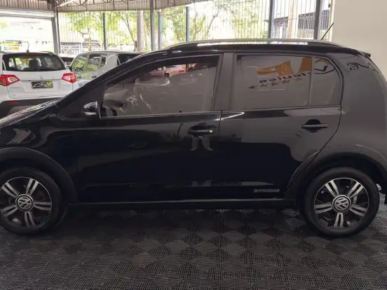 VOLKSWAGEN-UP-1.0 170 TSI TOTAL FLEX XTREME 4P MANUAL VOLKSWAGEN-UP-2019