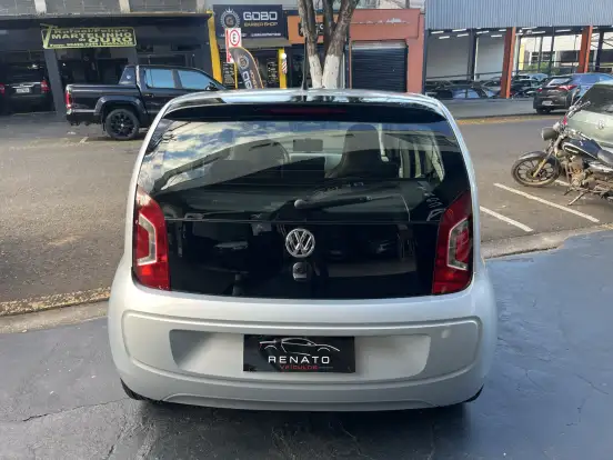 VOLKSWAGEN-UP-2014