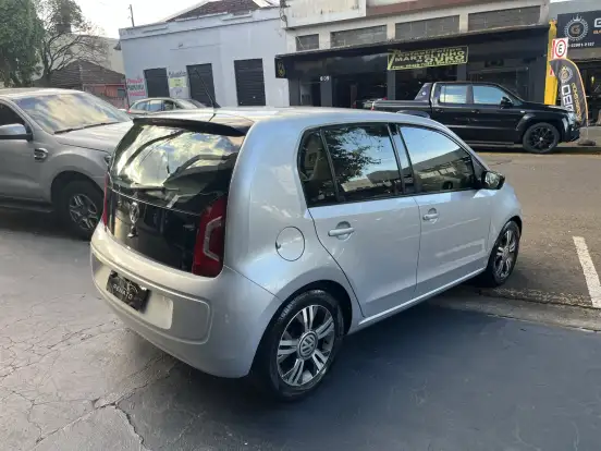 VOLKSWAGEN-UP-2014