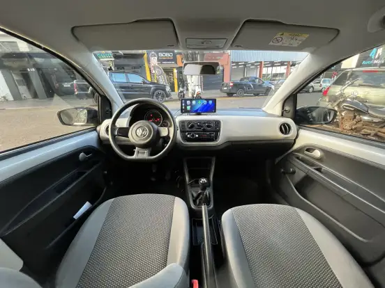 VOLKSWAGEN-UP-2014