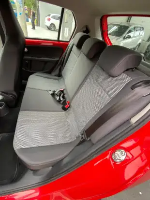 VOLKSWAGEN-UP-2014