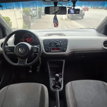 VOLKSWAGEN-UP-1.0 MPI TRACK 12V FLEX 4P MANUAL VOLKSWAGEN-UP-2016