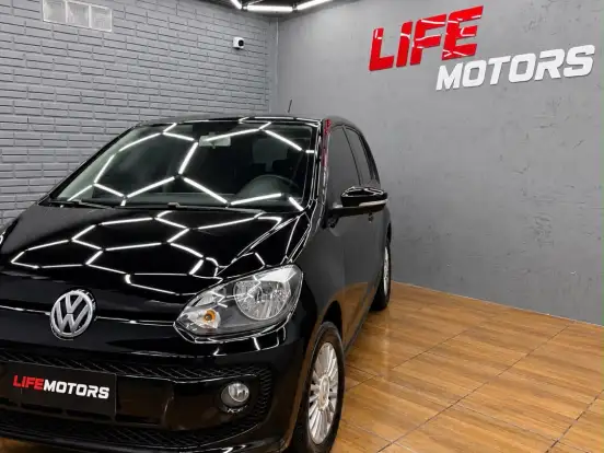 VOLKSWAGEN-UP-1.0 TSI MOVE UP 12V FLEX 4P MANUAL VOLKSWAGEN-UP-2017