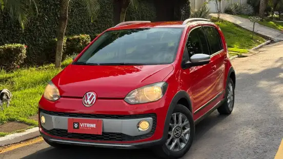 VOLKSWAGEN-UP-2016