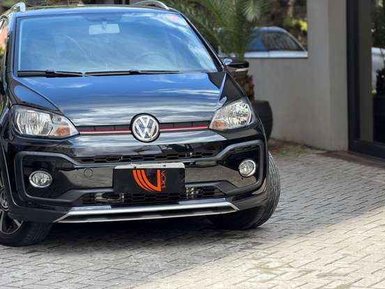 VOLKSWAGEN-UP-1.0 170 TSI TOTAL FLEX XTREME 4P MANUAL VOLKSWAGEN-UP-2019
