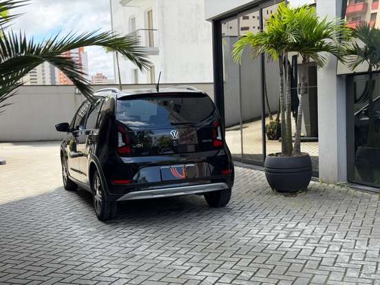 VOLKSWAGEN-UP-2019