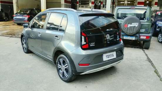 VOLKSWAGEN-UP-2019
