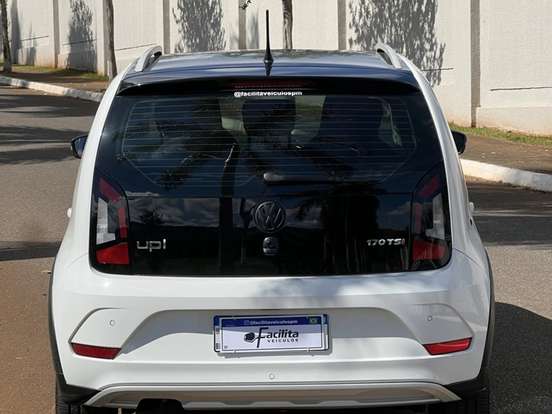 VOLKSWAGEN-UP-1.0 170 TSI TOTAL FLEX XTREME 4P MANUAL VOLKSWAGEN-UP-2019