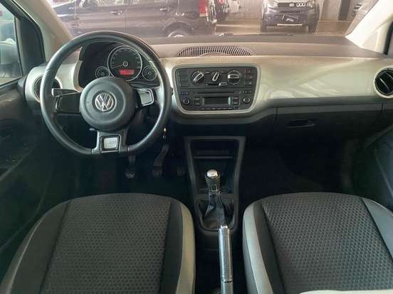 VOLKSWAGEN-UP-2014