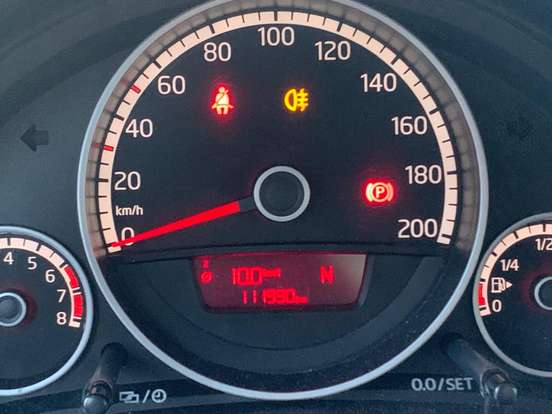 VOLKSWAGEN-UP-1.0 MPI MOVE UP 12V FLEX 4P AUTOMATIZADO VOLKSWAGEN-UP-2016
