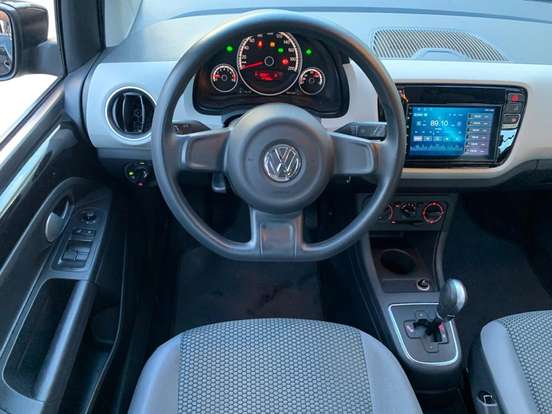 VOLKSWAGEN-UP-2016
